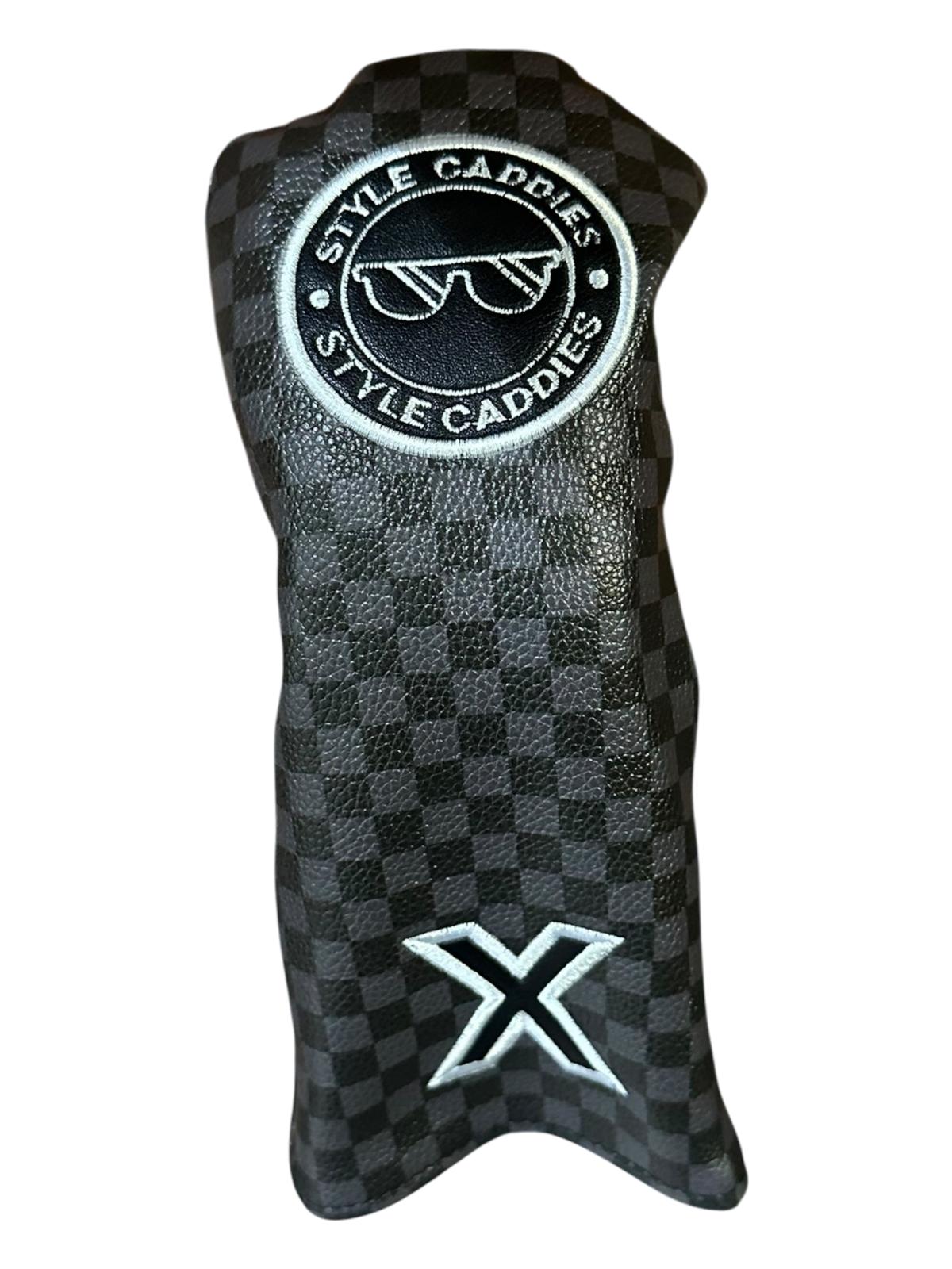 Checkers hybrid headcover on golf bag