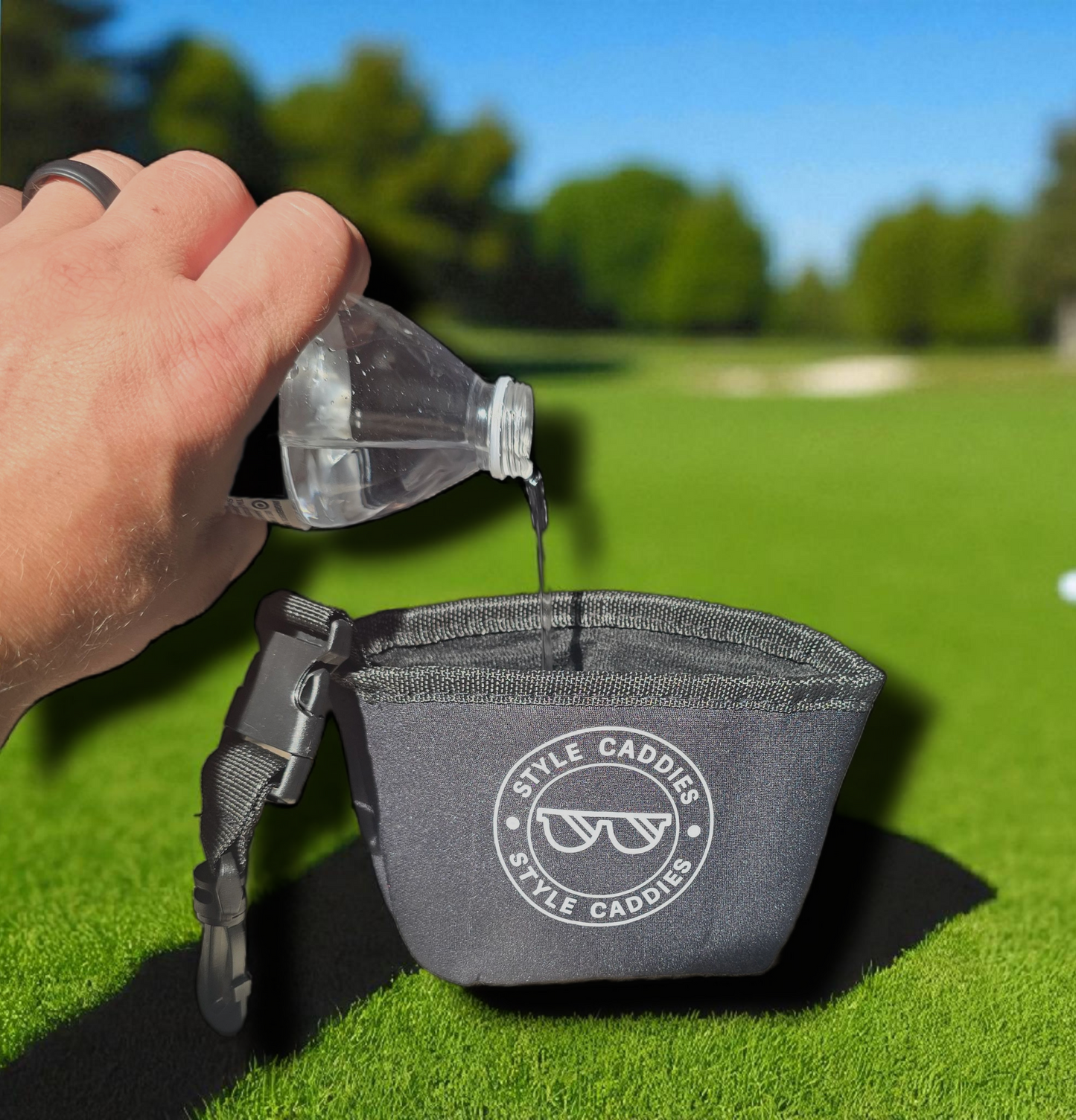 Golf cleaning pouch in use scrubbing golf club