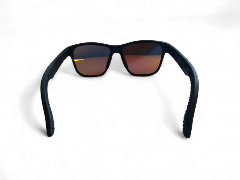Style Caddies midnight blue golf sunglasses close up